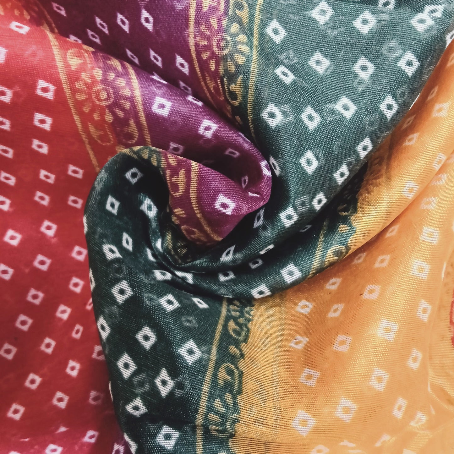 Dola Dots Saree | Shanthi Boutique