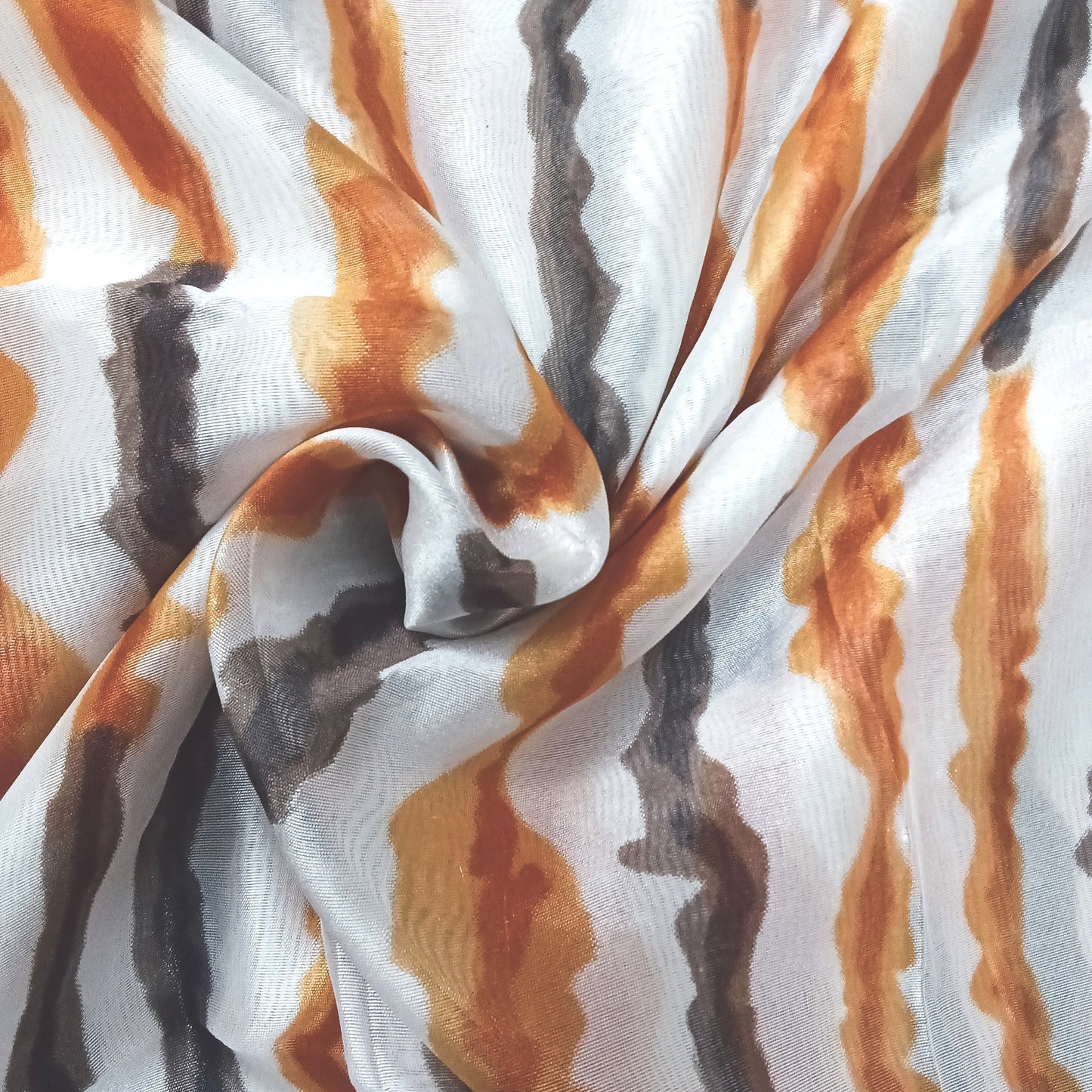 Dola Stripes Saree | Shanthi Boutique