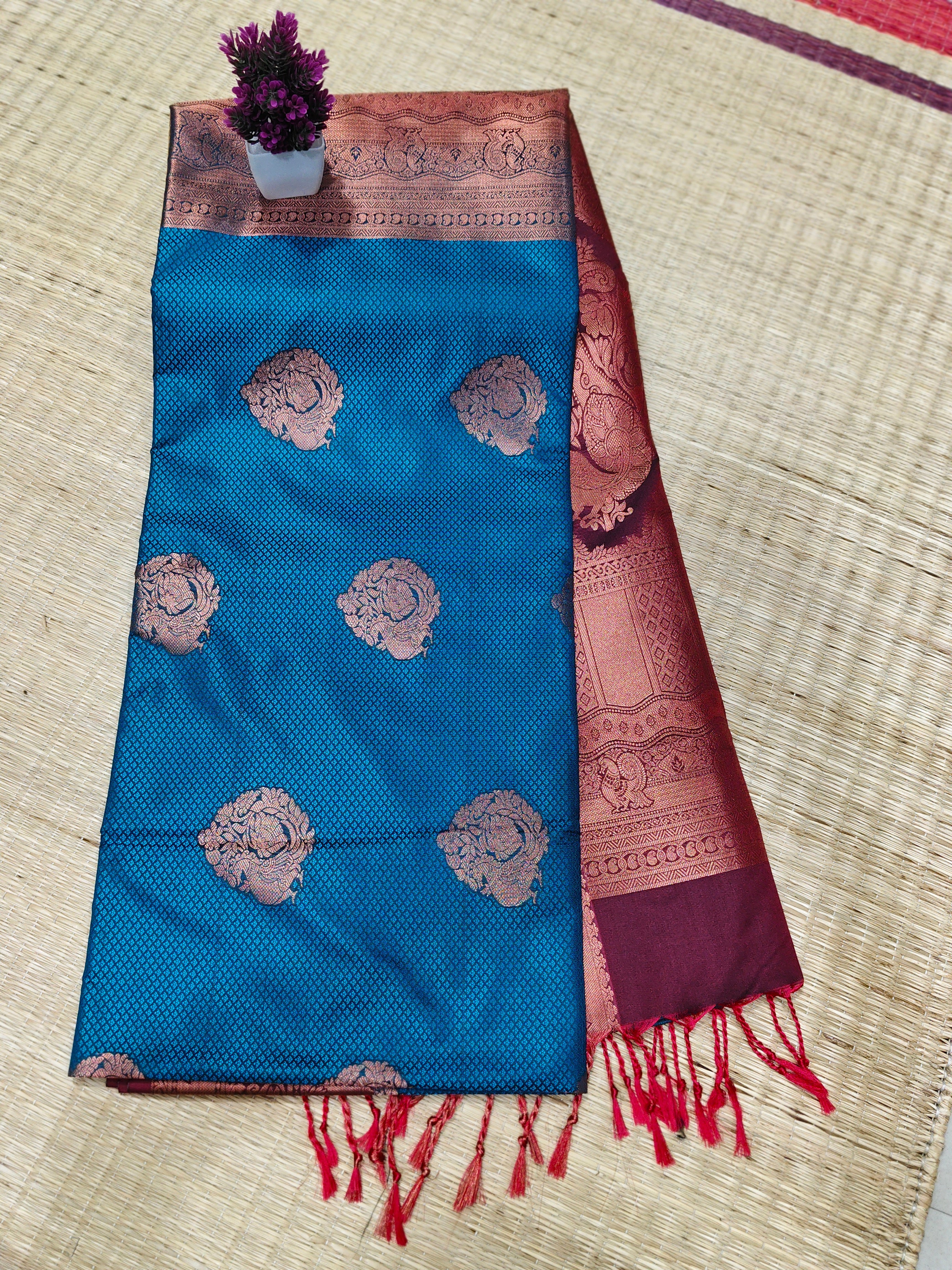 Wedding Saree | SBTHE09 Main image