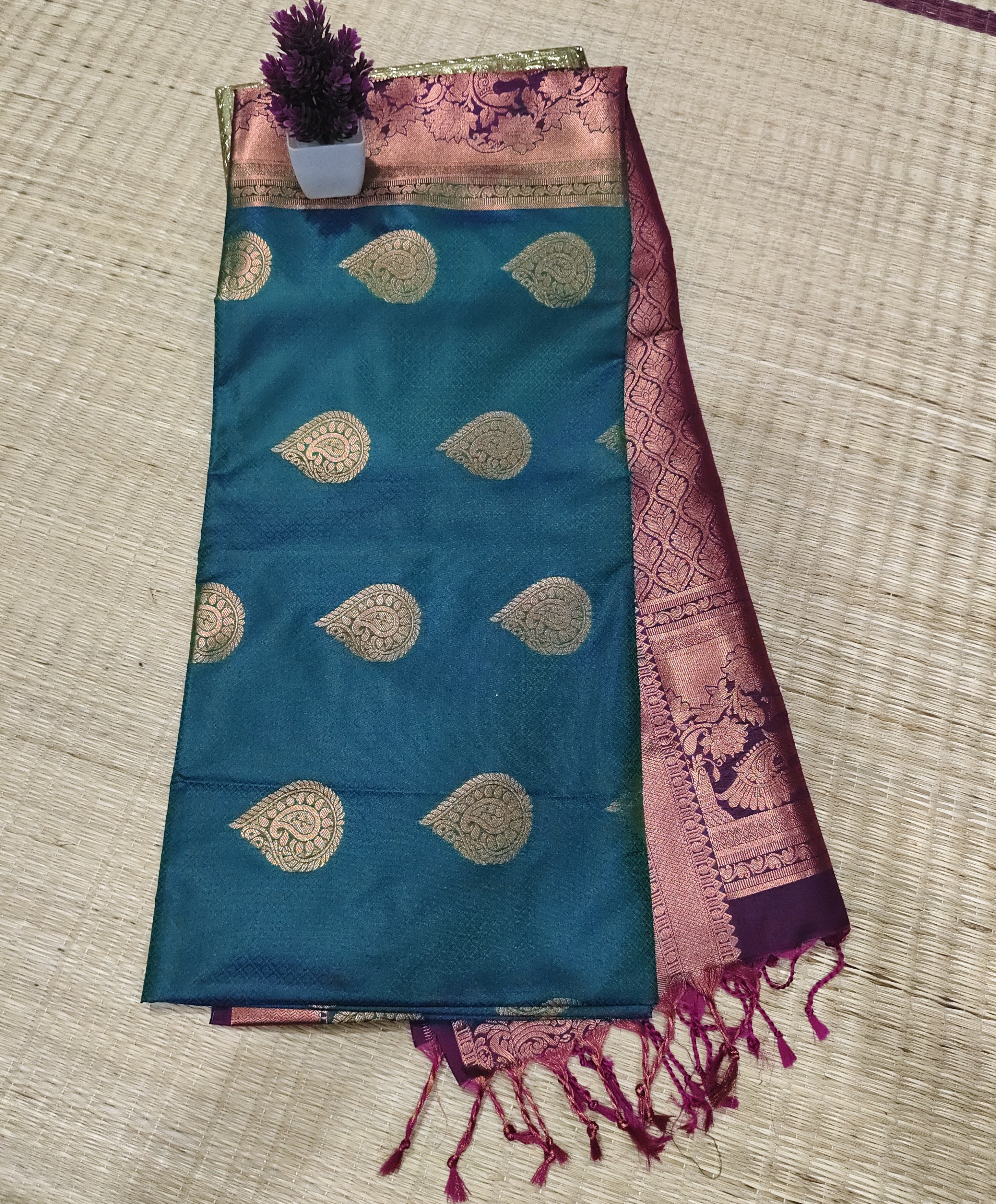 Wedding Saree | SBTHE09 Main image