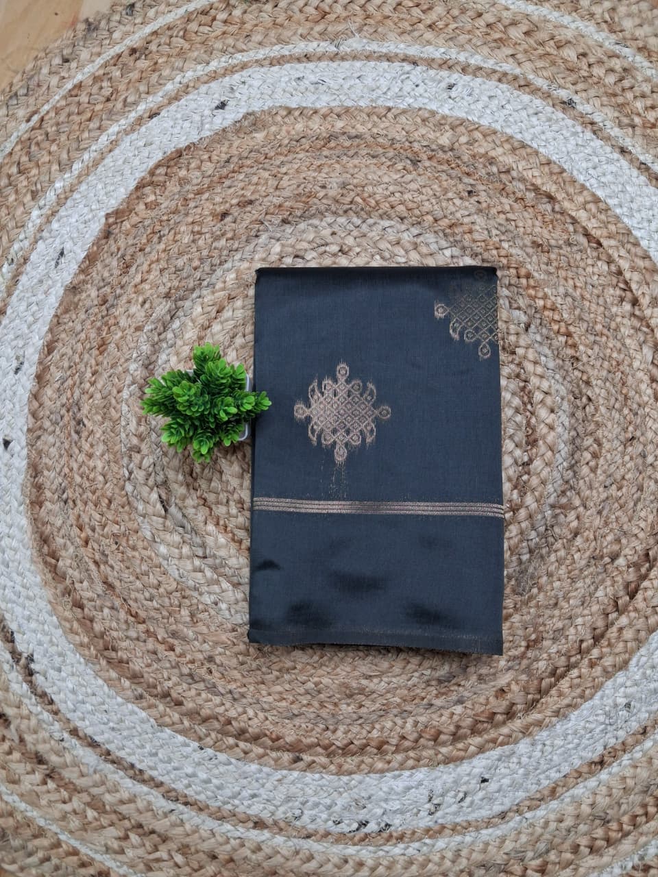 Kolam Soft Silk Saree with Zari Weaving | Grey Main image