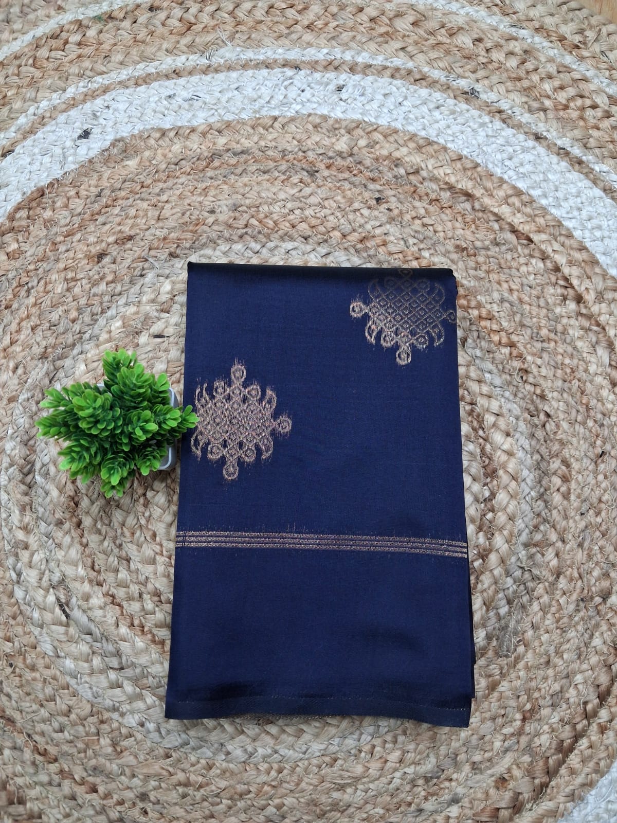 Kolam Soft Silk Saree with Zari Weaving | Navy