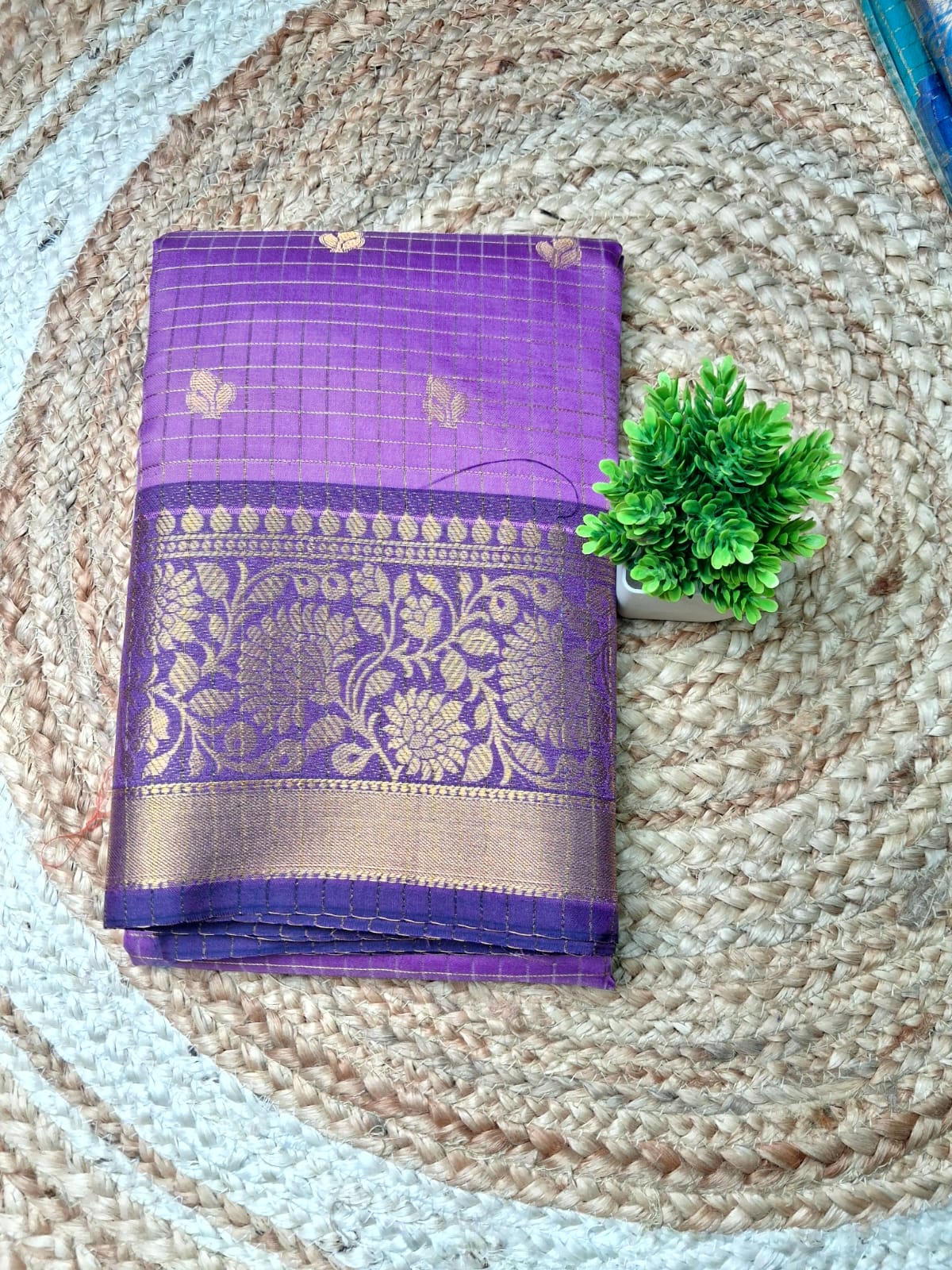 Vairaoosi Checks Saree @ ₹750 | Lavender